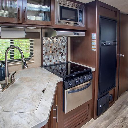Big River Escape Riverside Cabins Buffalo City Экстерьер фото
