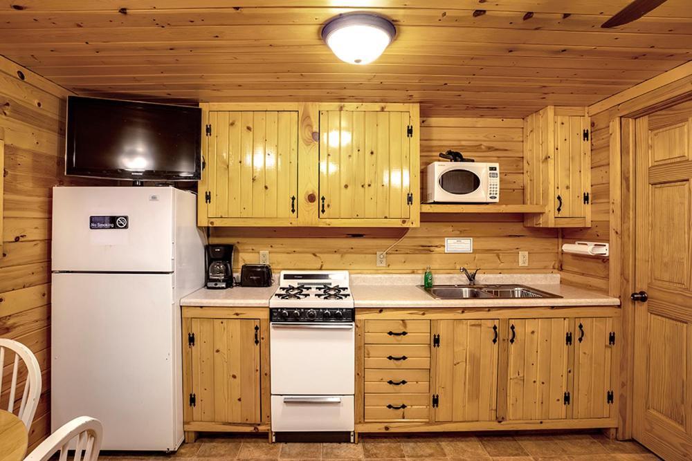 Big River Escape Riverside Cabins Buffalo City Экстерьер фото